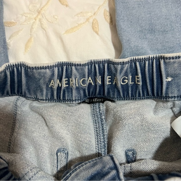 American Eagle Cozy Next Level Stretch Low/Mid Waisted, 2 Regular - Picture 4 of 5
